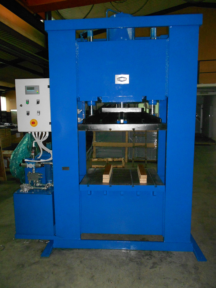 Hydraulic press 150 t