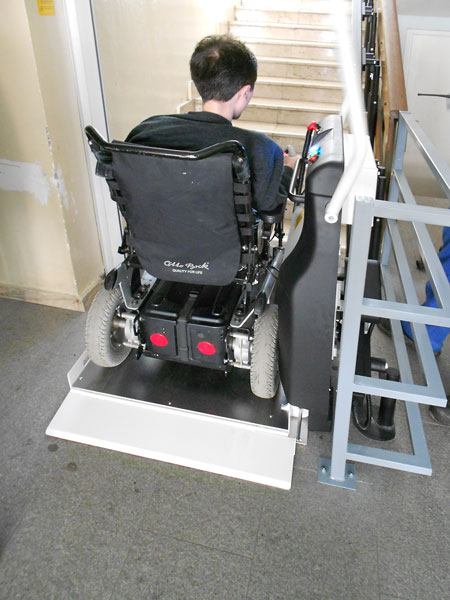 Платформы для инвалидов в центр здоровья Teslić