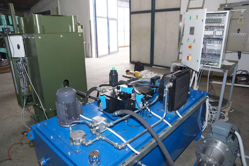 Dedicated industry, hydraulic press 200 t